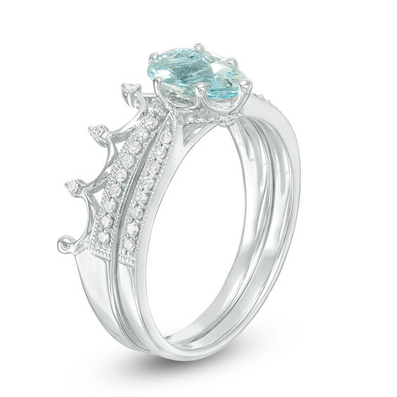 Pear-Shaped Aquamarine and 1/8 CT. T.w. Diamond Crown Bridal Set in 14K White Gold