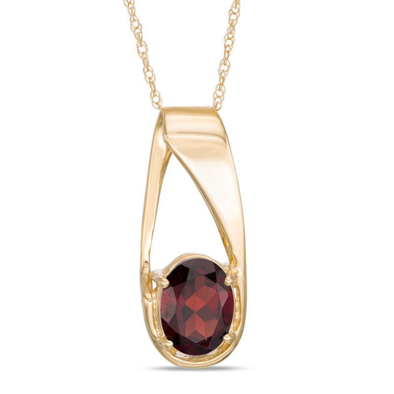 Oval Pendant in 10K Gold Zales