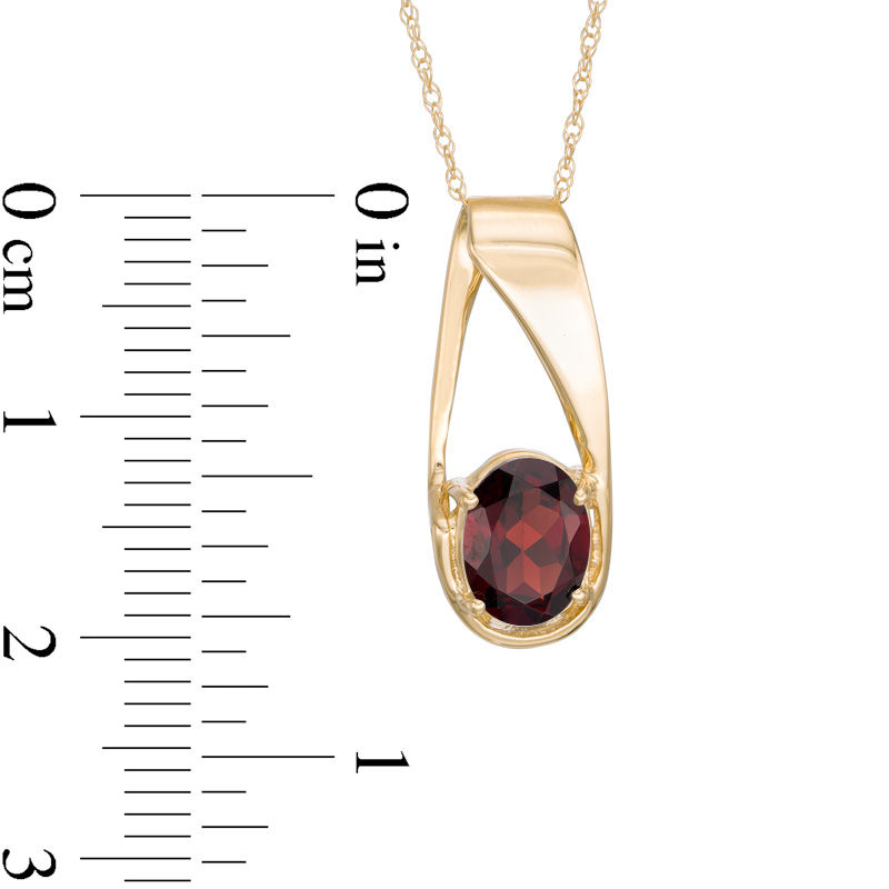 Oval Garnet Pendant in 10K Gold