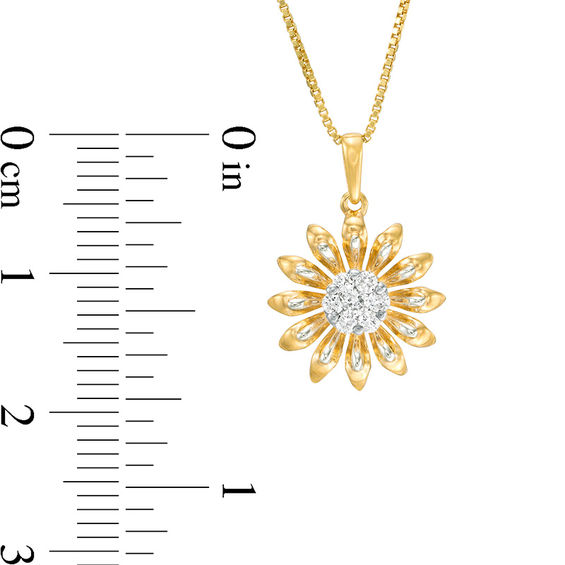 1/6 CT. T.w. Diamond Daisy Pendant in Sterling Silver with 18K Gold Plate