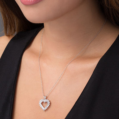 Zales floating deals diamond heart necklace