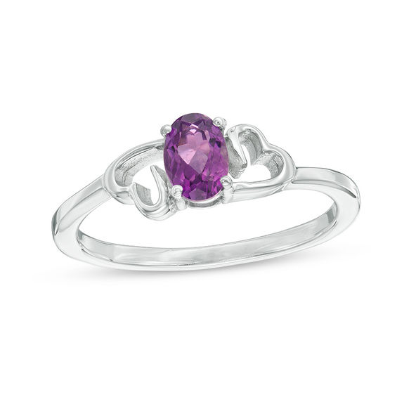 Oval Amethyst Solitaire Heart-Sides Ring in Sterling Silver