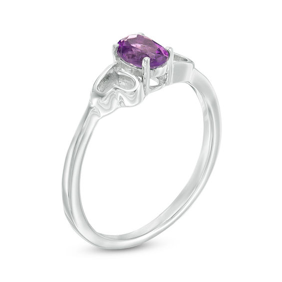 Oval Amethyst Solitaire Heart-Sides Ring in Sterling Silver