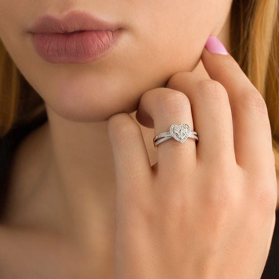 1/8 CT. T.W. Diamond Hear