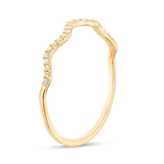 1/15 CT. T.w. Diamond Wave Band in 10K Gold