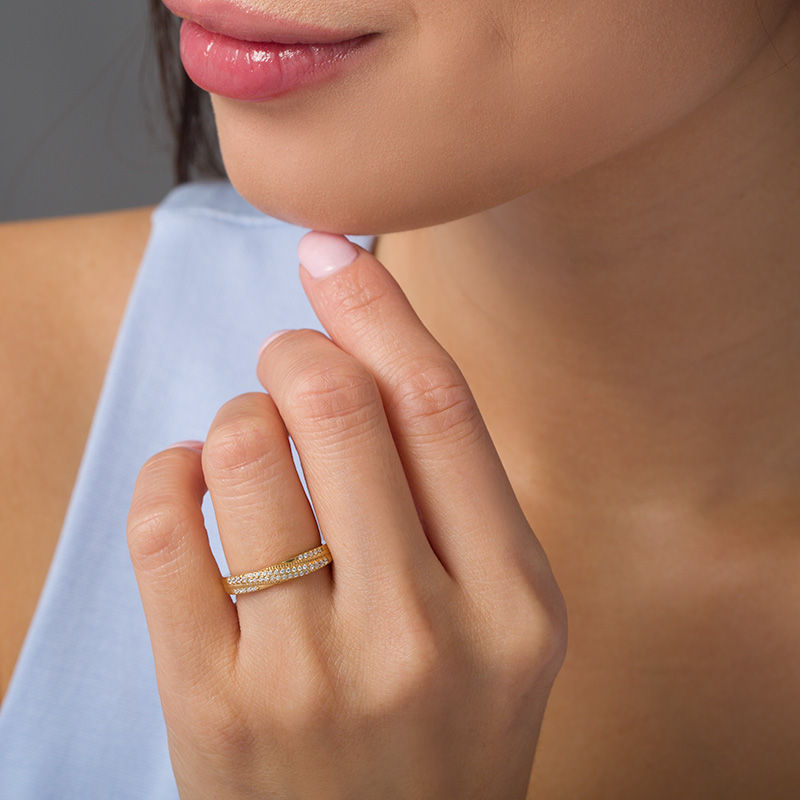 Main Image 2 of 1/6 CT. T.W. Diamond Crossover Vintage-Style Anniversary Band in 10K Gold