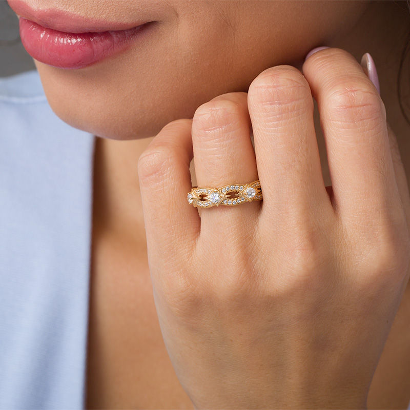 Main Image 3 of 1/2 CT. T.W. Diamond Three Stone Contour Vintage-Style Anniversary Band in 14K Gold