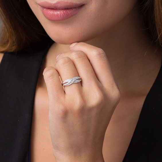 1/3 CT. T.w. Diamond Crossover Anniversary Band in 10K White Gold