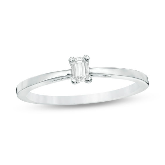 Emerald cut promise ring discount