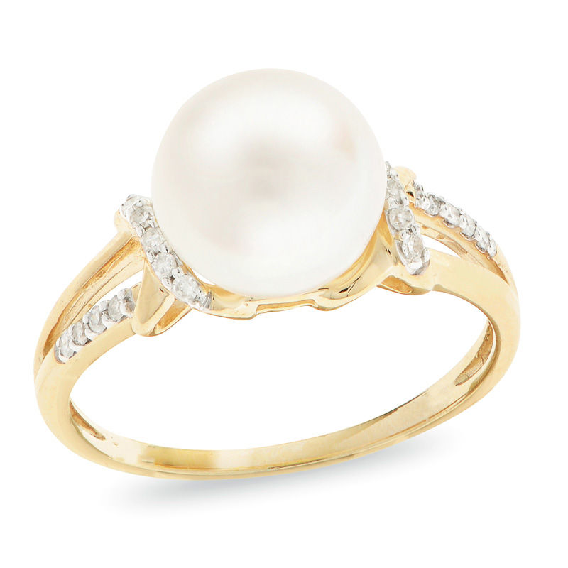 Main Image 1 of 8.5-9.0mm Freshwater Cultured Pearl and 1/15 CT. T.W. Diamond Ribbon Wrap Split Shank Ring in 14K Gold