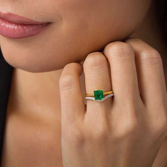 6.0mm Princess-Cut Lab-Created Emerald and 1/15 CT. T.w. Diamond Chevron Bridal Set in 10K Gold