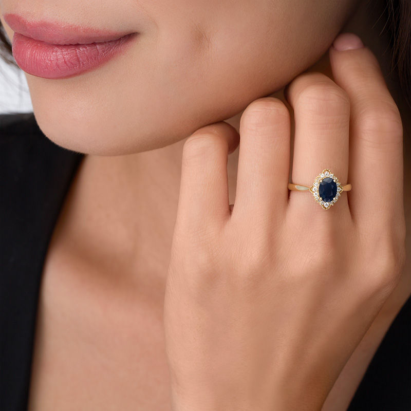 Main Image 3 of Oval Blue Sapphire and 1/5 CT. T.W. Diamond Frame Vintage-Style Ring in 10K Gold