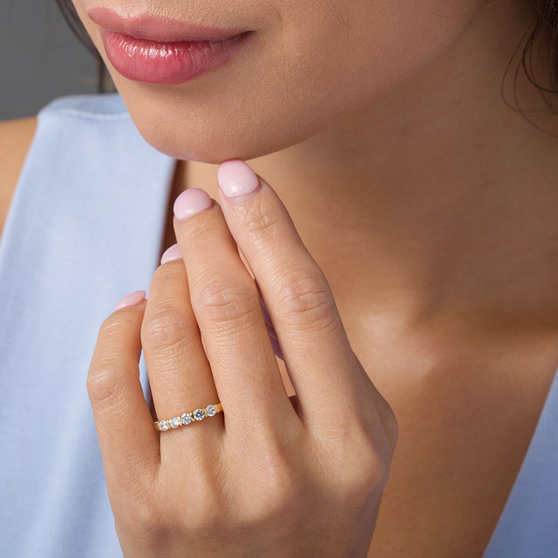 Main Image 2 of 1/2 CT. T.W. Diamond Five Stone Vertical Bar Anniversary Band in 10K Gold