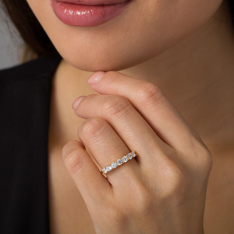 Main Image 2 of 1 CT. T.W. Diamond Seven Stone Anniversary Band in 10K Gold