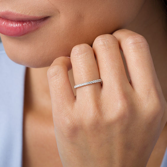 1/4 CT. T.w. Diamond Wedding Band in 10K White Gold