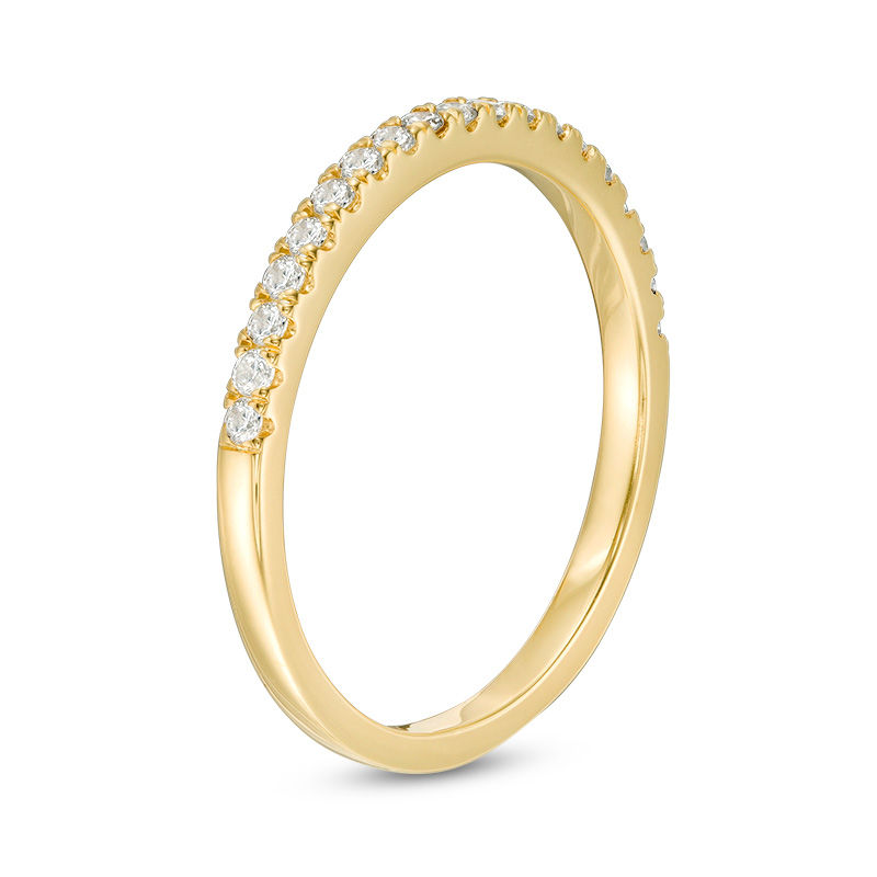 1/4 CT. T.W. Diamond Wedding Band in 10K Gold