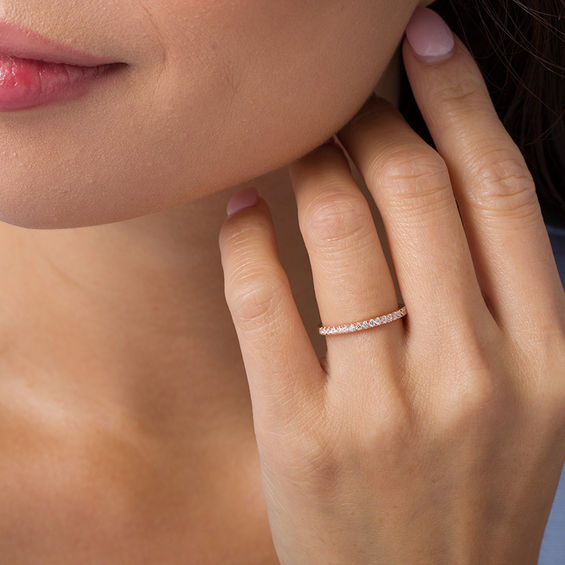 1/4 CT. T.w. Diamond Wedding Band in 10K Rose Gold