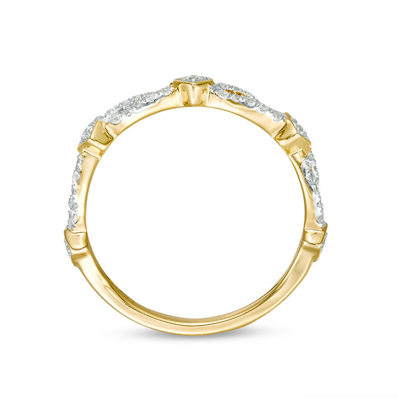 1/4 CT. T.W. Diamond Alternating Heart Stackable Band in 10K Gold