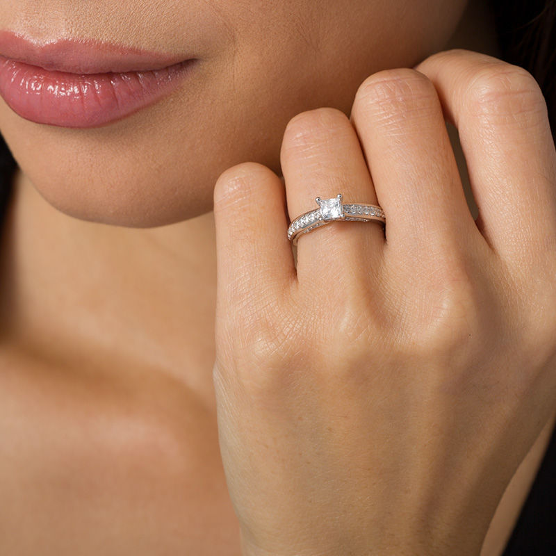 Round Solitaire Engagement Ring with Pave Diamonds in 14k White