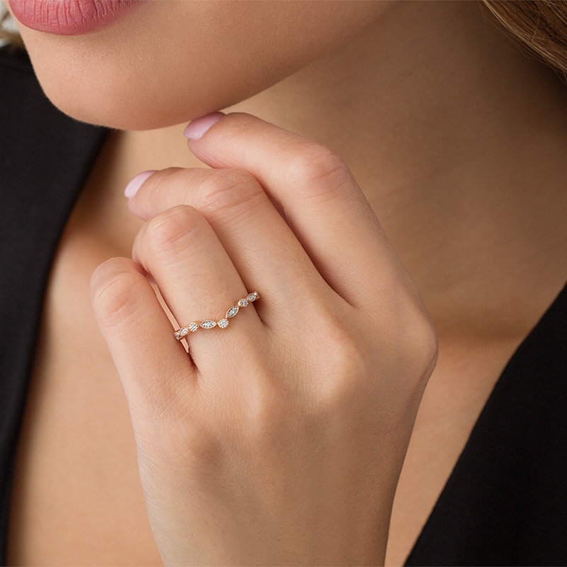 Main Image 3 of 1/8 CT. T.W. Diamond Chevron Vintage-Style Band in 10K Rose Gold