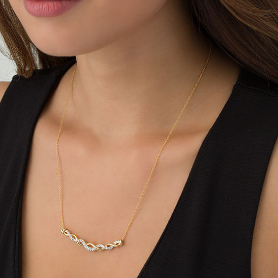 3/4 CT. T.w. Diamond Twist Braid Curved Bar Necklace in 10K Gold
