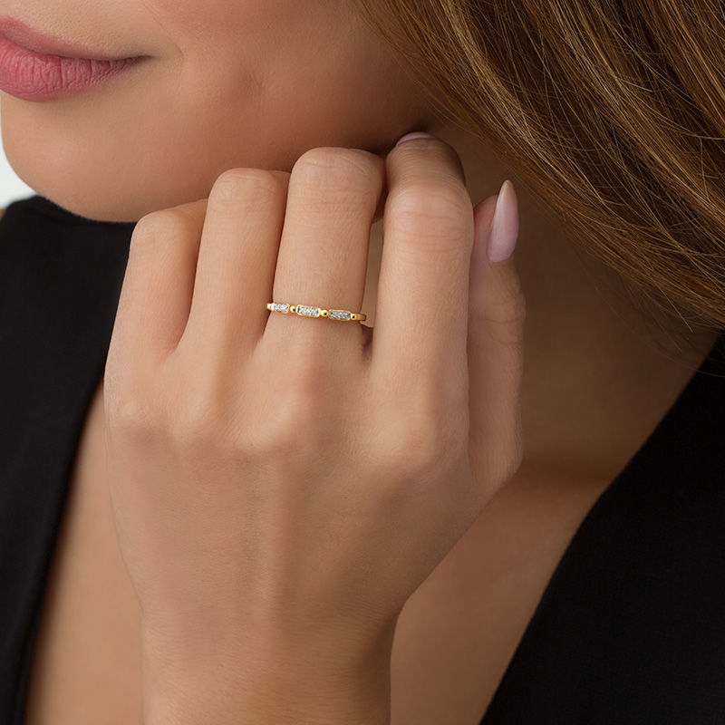 Main Image 3 of 1/20 CT. T.W. Diamond Alternating Rectangle and Beaded Band in 10K Gold