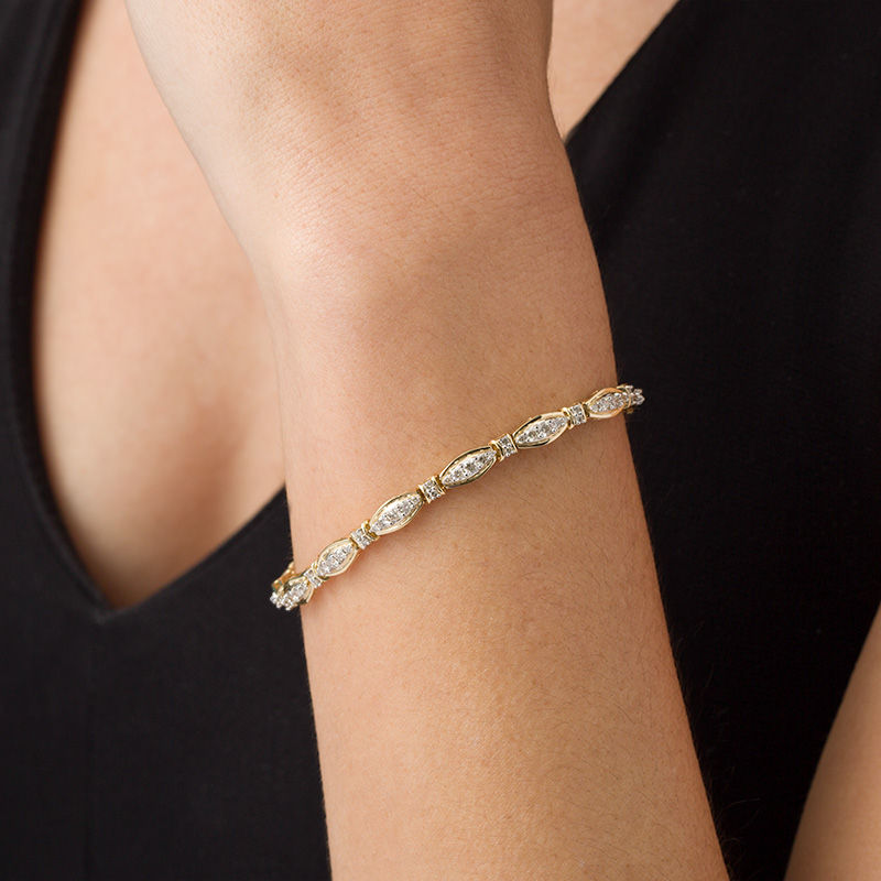Main Image 2 of 2 CT. T.W. Diamond Alternating Links Bracelet in 10K Gold