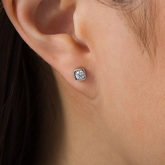 1/6 CT. T.W. Diamond Solitaire Cushion-Shaped Stud Earrings in 10K White Gold 1/6 CT. T.W. Diamond Solitaire Cushion-Shaped Stud Earrings in 10K White Gold
