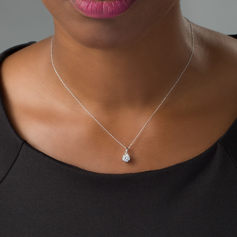 White Diamond 2.1mm Round Cut Pendant in 14k Gold | Chordia Jewels