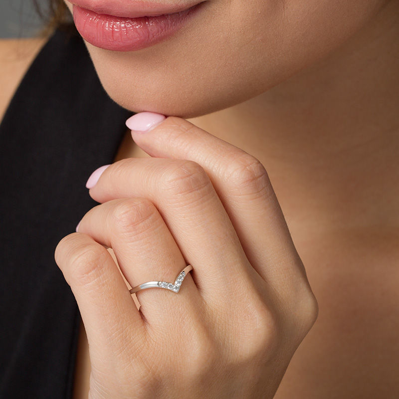 Main Image 2 of 1/10 CT. T.W. Diamond Five Stone Chevron Anniversary Band in 10K White Gold