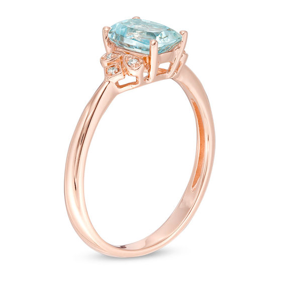 Elongated Cushion-Cut Aquamarine and Diamond Accent Flower Tri-Sides Ring in 10K Rose Gold