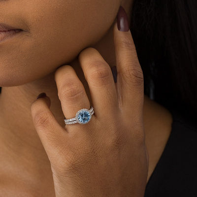 VS2 clarity, G-I color Jewelry Adviser Rings 14k White Gold 8x6mm Oval Blue Topaz VS Diamond ring Diamond quality VS 