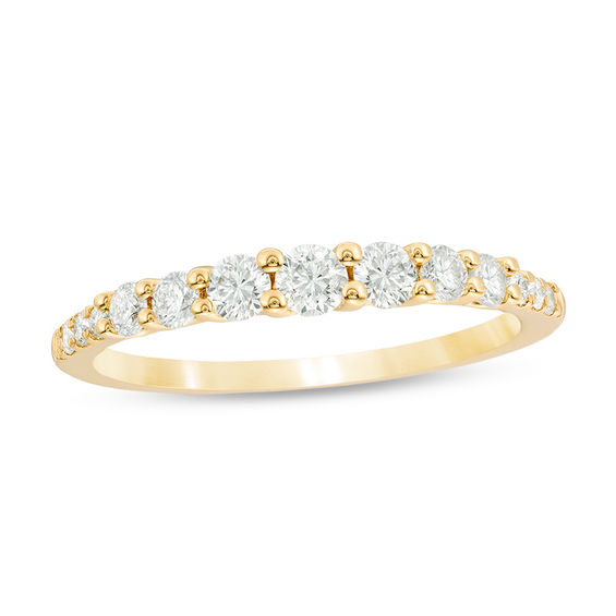 1/2 CT. T.w. Diamond Graduated Anniversary Band in 14K Gold