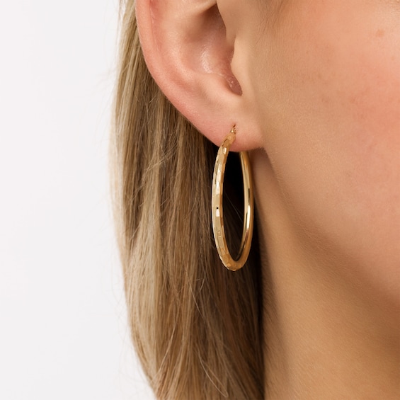 3.0mm Diamond-Cut Basket Weave Tube Hoop Earrings in 10K Gold