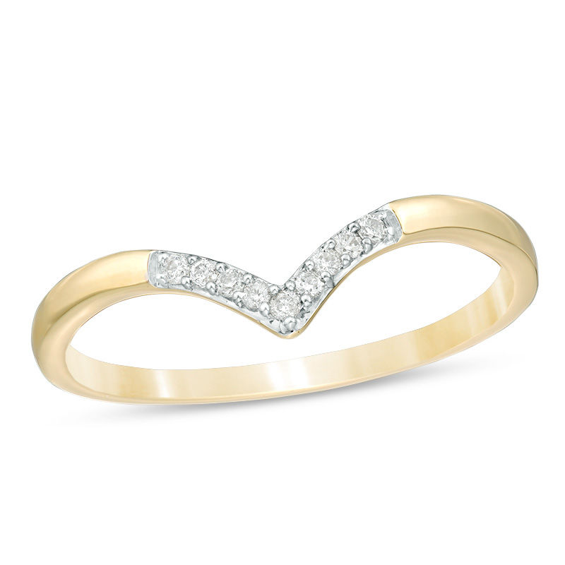 Main Image 1 of 1/20 CT. T.W. Diamond Chevron Band in 10K Gold