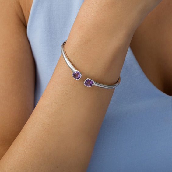 7.0mm Bezel-Set Cushion-Shaped Amethyst Cuff in Sterling Silver