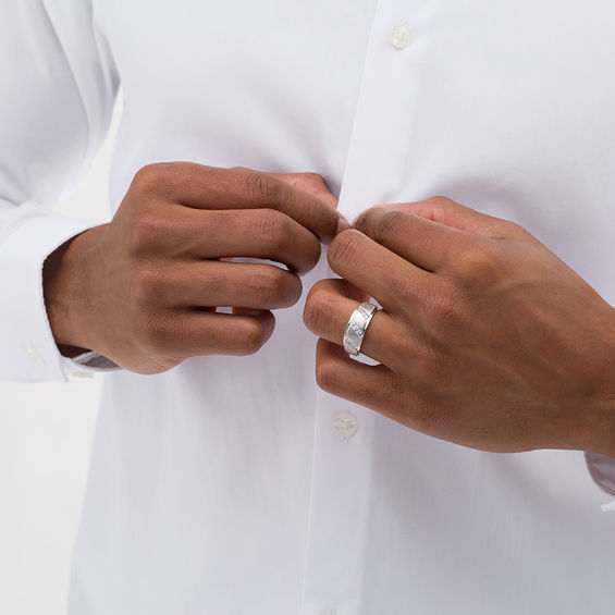 Men's 1/3 CT. T.W. Diamond Triple Row Slant Bevelled Edge Multi-Finish Band in 10K White Gold Men's 1/3 CT. T.W. Diamond Triple Row Slant Bevelled Edge Multi-Finish Band in 10K White Gold