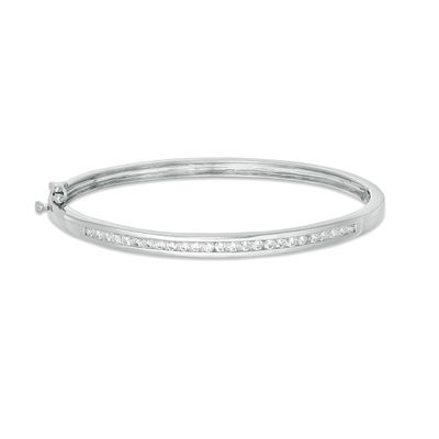 18k White Gold Diamond Bangle Bracelet - 1ct tw