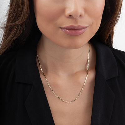 Zales 2.3mm Mariner Chain Necklace in 10K Gold - 18\