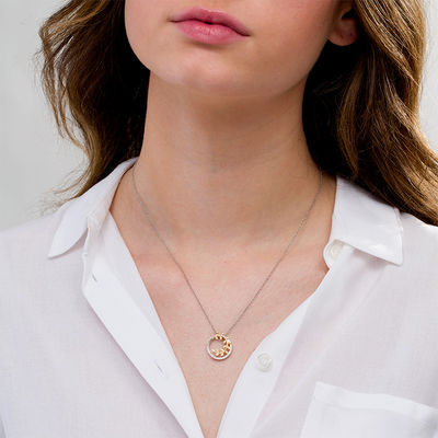 Diamond Leaf Vine Circle Pendant 