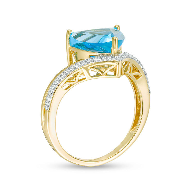 10.0mm Trillion-Cut Swiss Blue Topaz and 1/10 CT. T.W. Diamond Double Chevron Split Shank Ring in 10K Gold