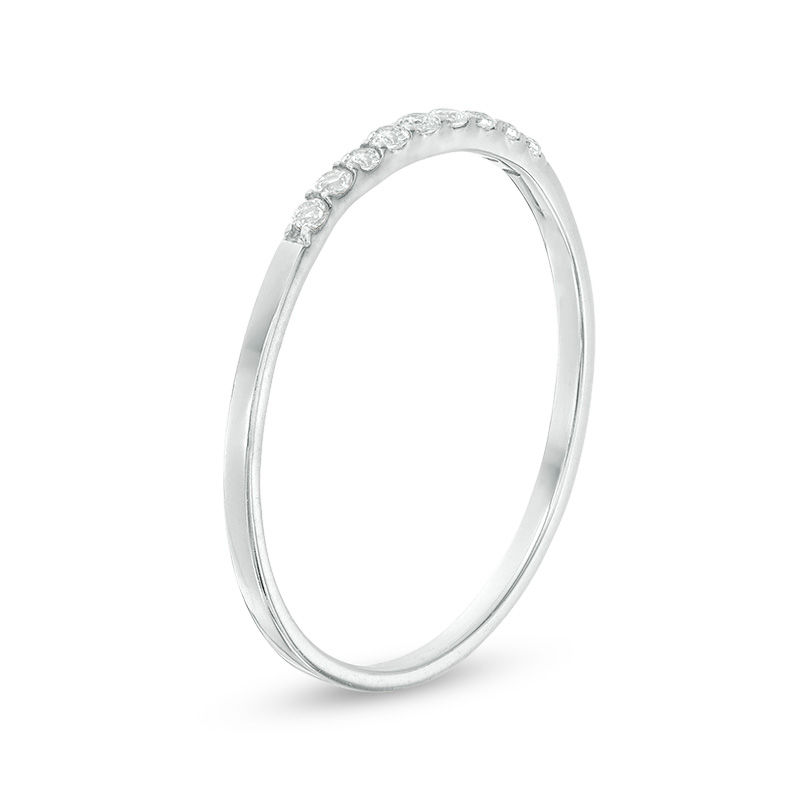 Main Image 3 of 1/10 CT. T.W. Diamond Wedding Band in Platinum