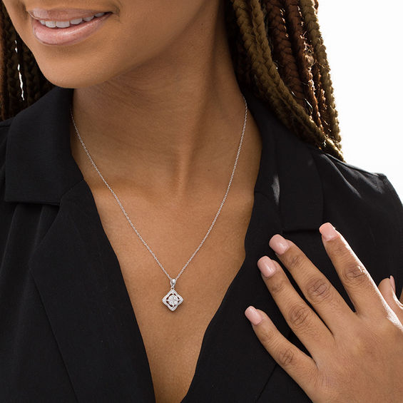 1/4 CT. T.w. Composite Diamond Clover Outline Pendant in 10K White Gold