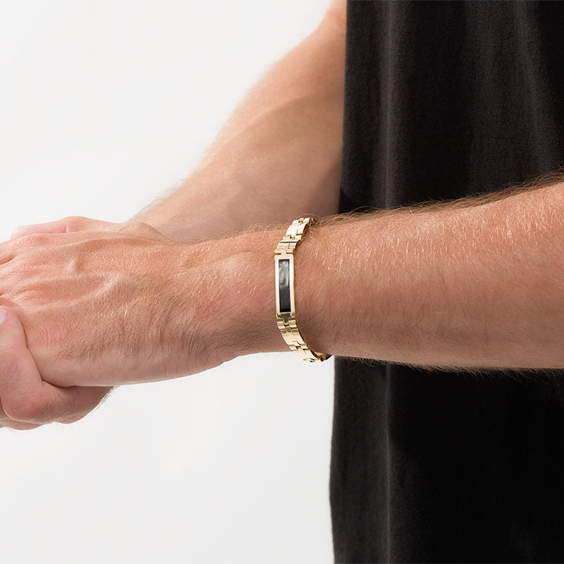 Main Image 2 of Made in Italy Men's Rectangle Lab-Created Onyx Bar and Link Chain Bracelet in 10K Gold - 8.5"