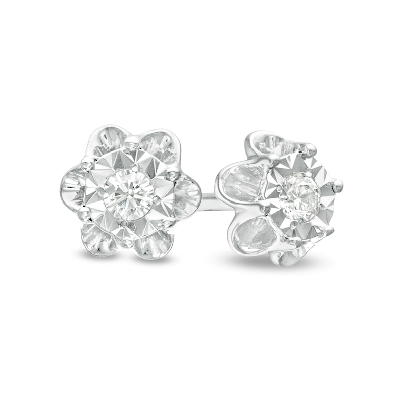 1/15 CT. T.W. Diamond Flower Stud Earrings in Sterling Silver (J/I3)