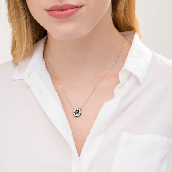 2-7/8 CT. T.W. Enhanced Black and White Diamond Octagonal Frame Necklace in 10K White Gold with Black Rhodium 2-7/8 CT. T.W. Enhanced Black and White Diamond Octagonal Frame Necklace in 10K White Gold with Black Rhodium