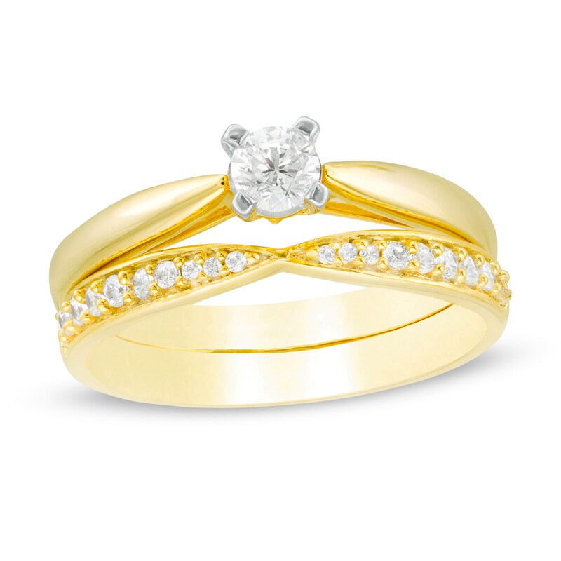 Main Image 1 of 1/3 CT. T.W. Diamond Bridal Set in 10K Gold
