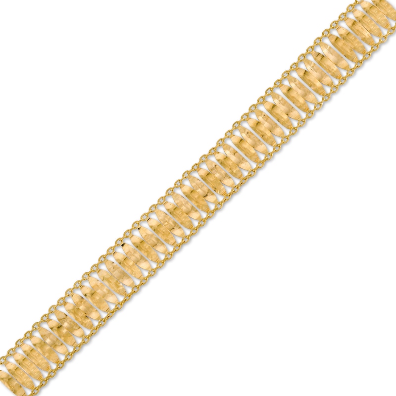 Main Image 1 of Made in Italy Feather Row Chain Border Bracelet in 14K Gold - 7.5"