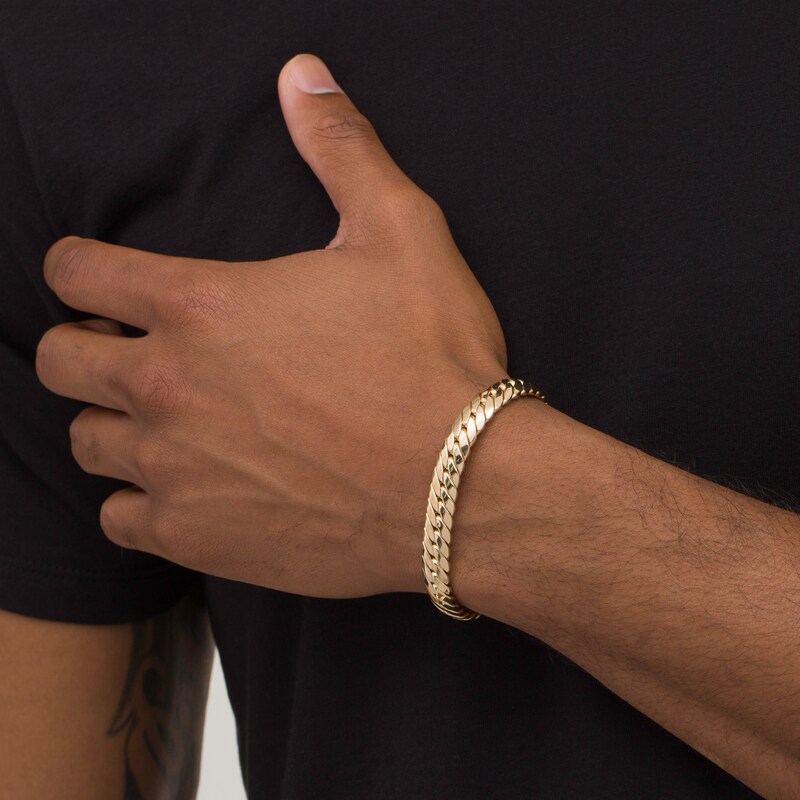 Main Image 3 of Made in Italy 9.6mm Curb Chain Bracelet in Hollow 10K Gold - 7.5"