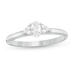 3/8 CT. T.W. Oval Diamond Tri-Sides Engagement Ring in 10K White Gold